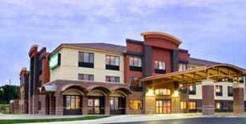 Clarion Pointe Sioux Falls Airport Exterior photo